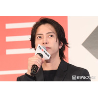 シソンヌ長谷川、山下智久のアドリブ量に驚き「芸人ぐらいやってくる」共演者同士の仲良し秘話も「学校みたい」【正直不動産】