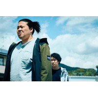 暴力を繰り返す少年と向き合う大人たち捉える　吉田恵輔監督『四月の余白』新規場面写真