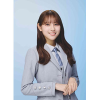 日向坂46平岡海月、17thシングル収録“ひなた坂46”楽曲で初センターに フォーメーション発表