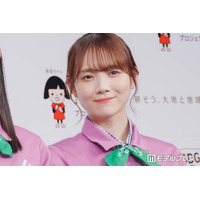 乃木坂46田村真佑、ノースリーブレース衣装で素肌輝く「陶器のような美しさ」「上品でお似合い」と反響