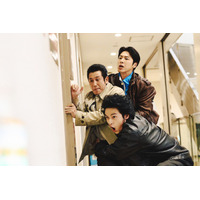 笑いが止まらないシーンも？水上恒司＆ユンホら警察チームが活躍『TOKYO BURST-犯罪都市-』場面写真