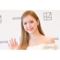 第1子妊娠の藤田ニコル、ふっくらお腹際立つTシャツカジュアルコーデ公開「お腹大きくなってきた」「着こなし可愛い」と反響