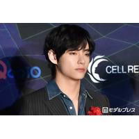 BTS・V、来日時の路上オフショット・リハーサル風景など大量公開 「立ってるだけで絵になる」「日本語のコメント泣ける」と反響