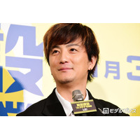 上地雄輔「公人では無いので…」美人母の顔出し過去ショット公開「美しすぎる」「どことなく似てる」と反響