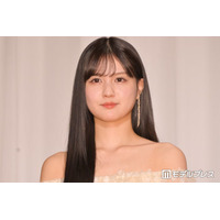 元乃木坂46中村麗乃、美肌輝くノースリコーデでディズニー満喫「スタイルレベチ」「オーラ隠せてない」と反響