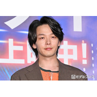 中村倫也、神木隆之介からの“無茶振り”に神対応「困った子だよ」観客から拍手喝采【君のクイズ】
