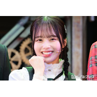 元乃木坂46佐藤璃果、ノースリーブから色白素肌際立つ「透明感爆発してる」「天使みたい」の声