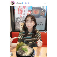 第1子出産のサッカー日本代表・上田綺世選手の美人妻「ごきげんさん」0歳長女の姿公開「笑顔がパパに似てる」「すくすく育ってて感動」