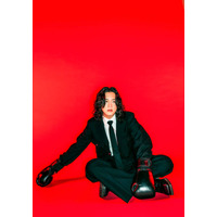 キタニタツヤ、12月よりONEMAM ARENA TOUR「“DEKAI / PURE”」開催決定｜夏フェス出演も控える