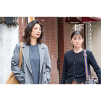 【さよならノワール 第1話】元“マル暴”刑事・夏海（小池栄子）のもとに心理学者・絵梨子（北香那）が出向
