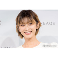 山田優、ミニ丈から圧巻美脚スラリ 幸せ感じた子どもからの“一言”明かす