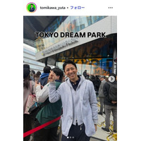 2児の父・元テレ朝アナ、金髪になったモデル息子との2ショットに反響「イケメン親子」