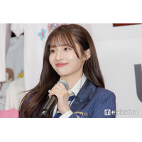 AKB48メンバー、美デコルテ際立つチューブトップ姿の花畑ショットに絶賛の声「透明感レベチ」「ビジュが天才的」