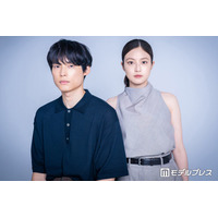 【SixTONES松村北斗＆今田美桜「白鳥とコウモリ」インタビュー】関係性は「友達の友達」初共演の2人がフラットに居られた理由