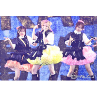 FRUITS ZIPPER、ダークな曲で雰囲気一変 可愛い＆かっこいいの融合ステージ【TGC2026A/W】