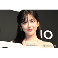 IVEユジン、美脚のぞく超ミニホルターネックドレス姿披露「妖精みたい」「着こなせるのさすが」と反響