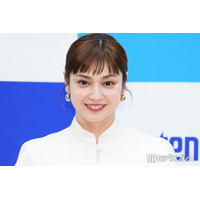 平愛梨、兄からプレゼントされた家族の絵を公開「雰囲気そのまま」「ずっと飾っておきたい宝物」と反響