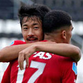 AZの菅原由勢、練習試合でまたゴール！FWばりの“嗅覚”を見よ 画像