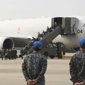 ウクライナに防衛装備1陣が帰国 画像