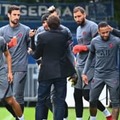 「出てけよ！」 崩壊危機のPSG、サポーターが選手に嫌がらせ 画像