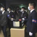 リコール署名簿を差し押さえ 画像