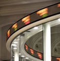ハイテクけん引、東証4日続伸 画像