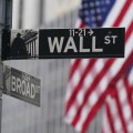 NY株、一時500ドル超高 画像