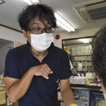 薬局でチラシ、特殊詐欺撃退を 画像