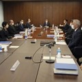 日銀、大規模緩和を維持 画像