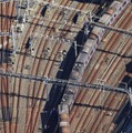 京成高砂駅で回送電車が脱線 画像