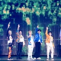 ヘチャン、マーク、ジェノ、ジェミン、チソン、ロンジュン、チョンロ「NCT DREAM TOUR ‘THE DREAM SHOW2：In A DREAM’」京セラドーム大阪公演より（C）田中聖太郎事務所