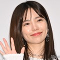 SixTONES松村北斗＆島崎遥香「バカレア」以来12年ぶり再会「敬語になってて」やり取りに反響 画像