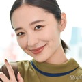 堀田真由、4度目共演・萩原利久との“純愛”は「甘酸っぱい」吉高由里子らから学んだ座長の心得とは<「たとえあなたを忘れても」インタビュー前編＞ 画像