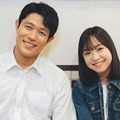 鈴木亮平、新井美羽（C）TBSスパークル／TBS 撮影：ENO