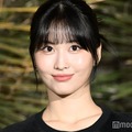 TWICEモモ、胸元ざっくりオフショットに反響「スタイルレベチ」「女神」 画像