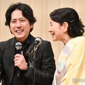 吉永小百合、スピーチ中に“息子”二宮和也接近「浜辺美波ぶりなんです」23年ぶり主演女優賞受賞＜第66回ブルーリボン賞＞ 画像