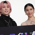 「マッチング」大ヒット御礼舞台挨拶に登壇した佐久間大介、土屋太鳳（C）モデルプレス