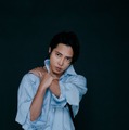 山下智久、TXTテヒョンとのコラボ実現 作詞楽曲が主演ドラマ挿入歌に決定＜ブルーモーメント＞ 画像