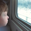 【電車で】4歳くらいの男の子「なんで電車は歩かないの？」…可愛すぎる親子のやりとりに「周りも思わず笑顔に」 画像