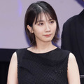 「お腹割れてる！」松本穂香、美腹筋＆背中際立つ肌見せSHOTに絶賛の声「素晴らしいです」