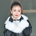 板野友美、ミニスカからほっそり美脚「可愛すぎ」「着こなしてる」絶賛の声 画像