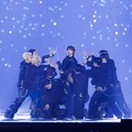 SEVENTEEN、エスクプスからホシへと渡った指揮棒・ウジのピアノ演奏で「MAESTRO」スタート 制御された世界から愛の解放まで【2024 MAMA AWARDS DAY2】 画像