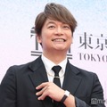 香取慎吾、9年ぶり「FNS歌謡祭」で瞬間最高視聴率獲得 ドラマ現場に“御礼差し入れ”届く「かっこよすぎ」「おめでとう」と反響 画像