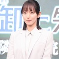 吉岡里帆、7年前のスマホ使用 新機種購入するも使用せず「ここまで来ると意地みたいなところもある」【御上先生】 画像