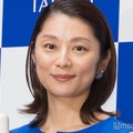 小池栄子、美スタイル際立つドレス姿 “グラビア真っ盛り”時代を回顧「ものすごい野性的」 画像