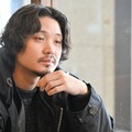 「クジャクのダンス」磯村勇斗、撮影合間のルーティーンは犯人探し「新しい情報をいただいた」【インタビュー】 画像