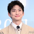 高橋文哉「10歳から20歳までの誕生日とクリスマスプレゼントはいらない」両親と約束した理由【少年と犬】 画像