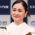 忍足亜希子、ろう者俳優として初受賞の快挙 息子役・吉沢亮を手話で絶賛「感動しました」【 第98回キネマ旬報ベスト・テン】 画像