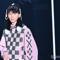 野村康太、抜群スタイル映えるハーフパンツ×リボンソックス姿【TGC2025S/S】 画像