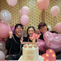 西野未姫、弟2人と笑顔でパシャリ！「目がそっくり＆弟さんイケメン」「仲がいいのが伝わる」と反響 画像